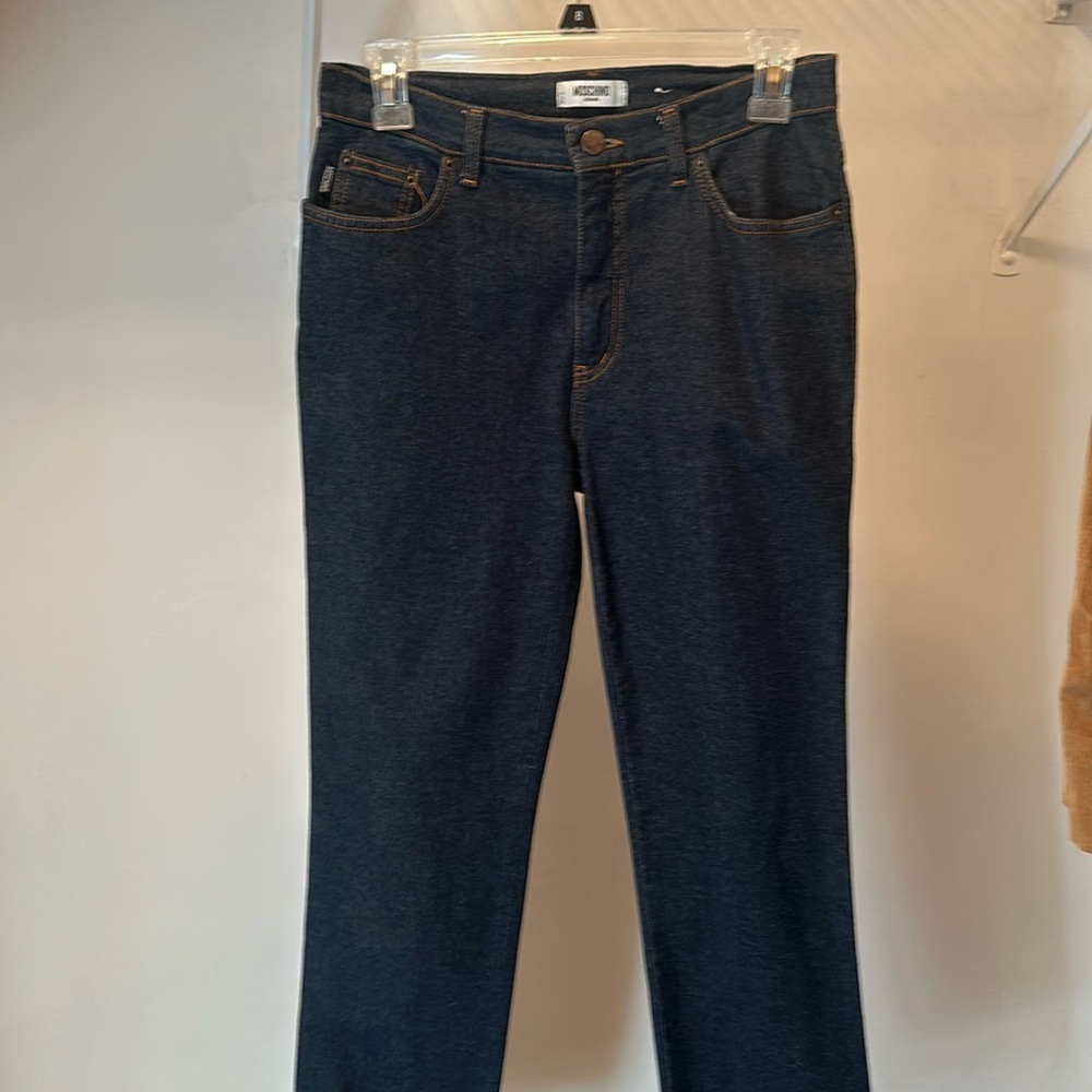 Never worn pergect condition